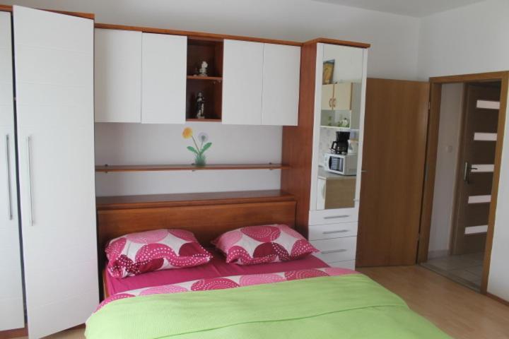 Apartments Roko Kolinda 비빈제 외부 사진