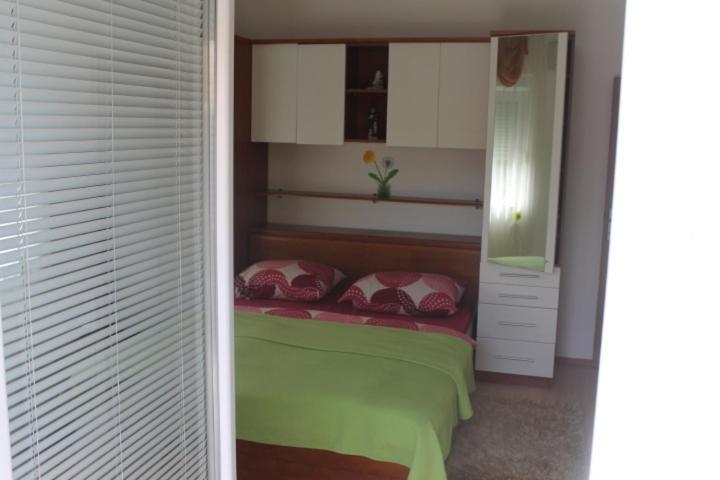 Apartments Roko Kolinda 비빈제 외부 사진