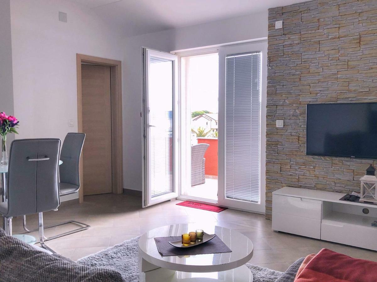 Apartments Roko Kolinda 비빈제 외부 사진